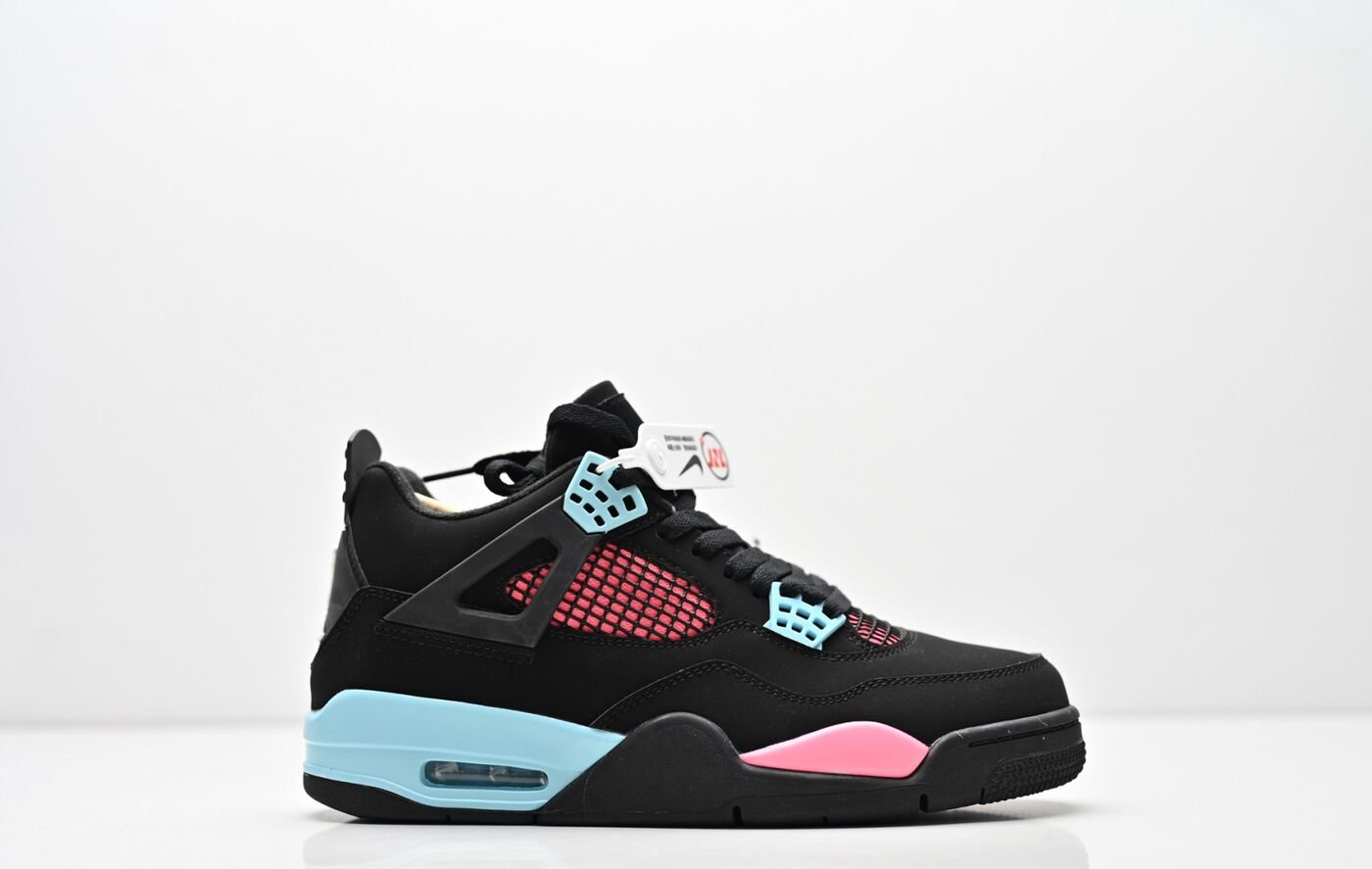 Air Jordan 4 Retro noir cyan rose