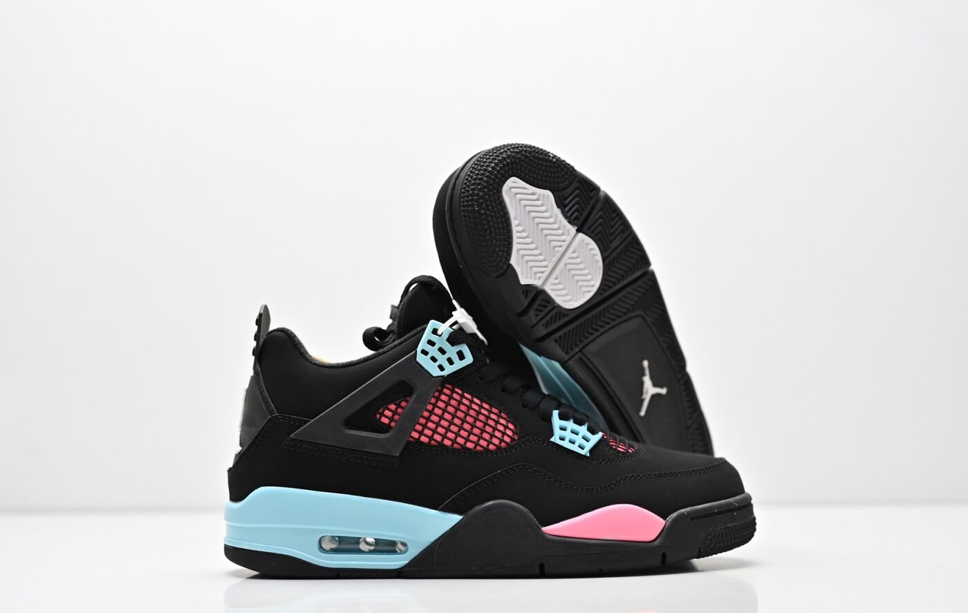 Air Jordan 4 Retro noir cyan rose
