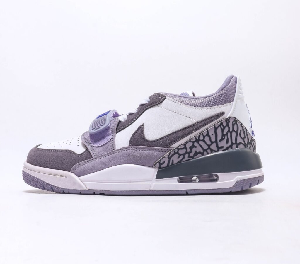 Air Jordan Legacy 312 Low blanc violet gris