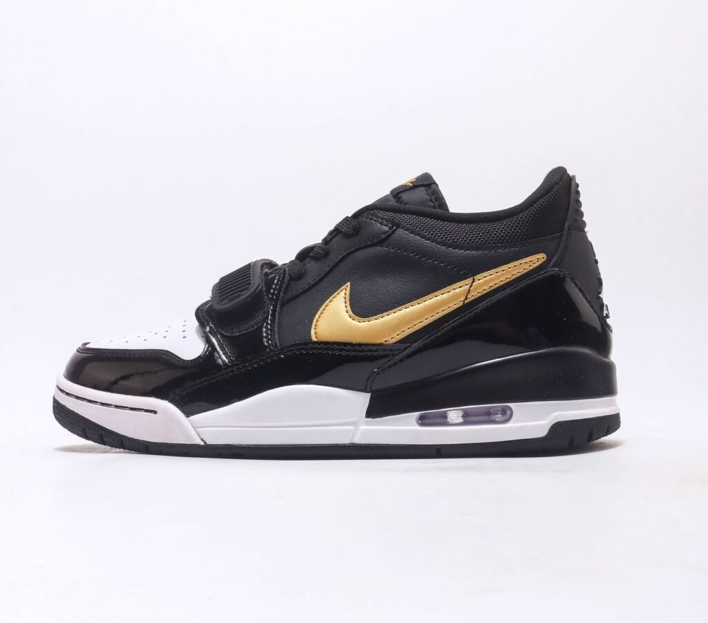 Air Jordan Legacy 312 Low noir doré