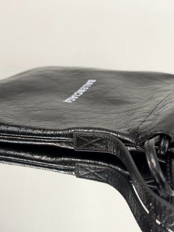 Balenciaga Shopper Dust Bag Crossbody Pouch Medium 26 × 26 × 2 cm – Noir