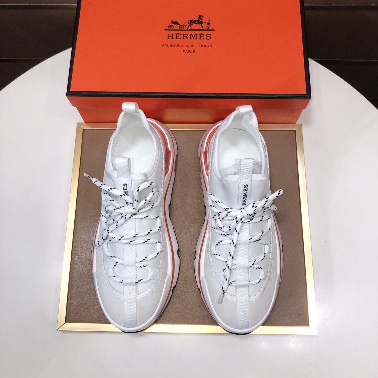 Hermès Baskets Bouncing blanc et rouge