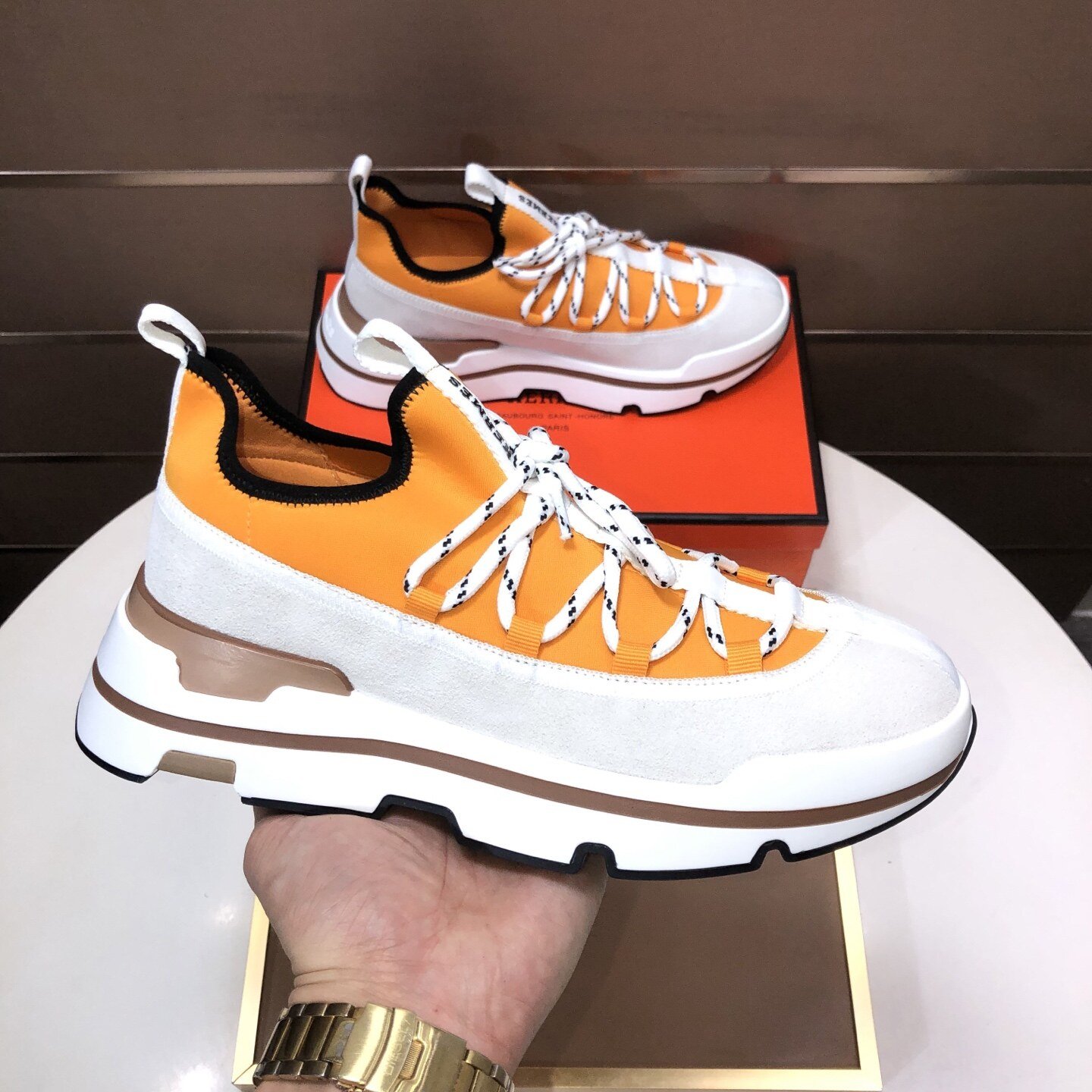 Hermès Baskets Bouncing blanc et orange