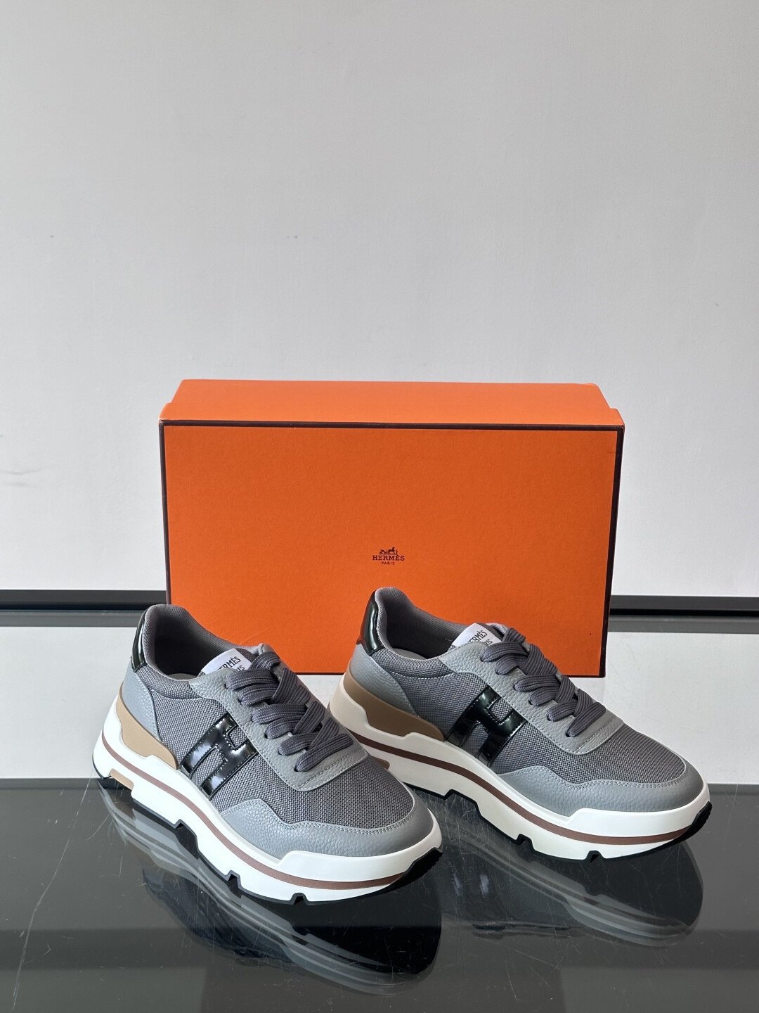 Hermès Baskets Bouncing gris et bleu