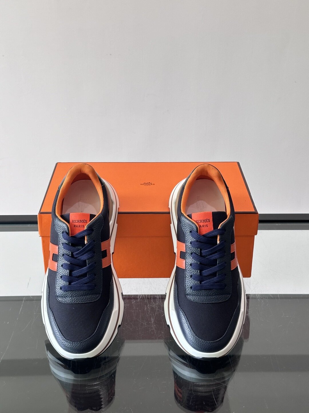 Hermès Baskets Bouncing bleu et orange