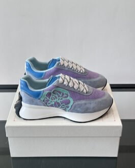 Alexander McQueen Baskets Sprint Runner lavande et bleu