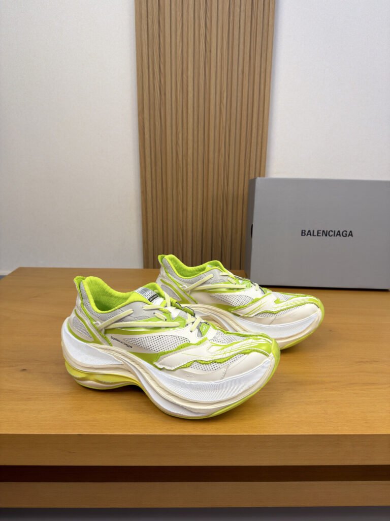Balenciaga Baskets Runner vert fluo