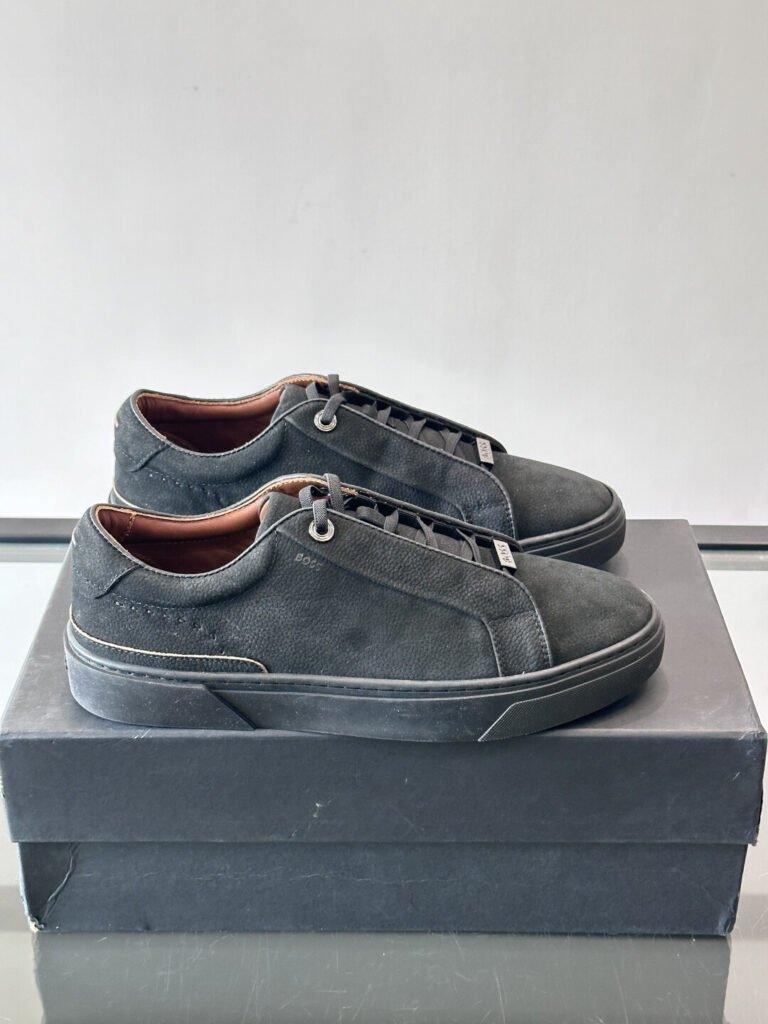BOSS Baskets Sneakers bleu marine