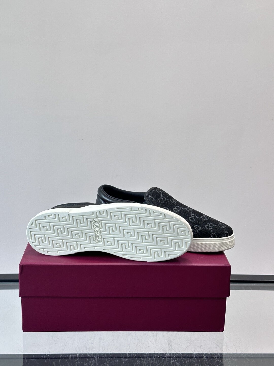 Gucci Baskets Ace GG Supreme noir monogramme