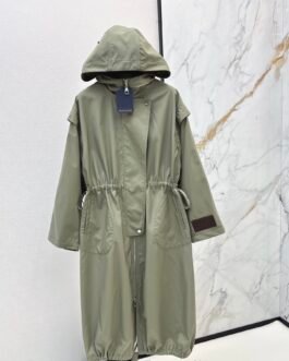 Louis Vuitton Parka longue à capuche et taille coulissée