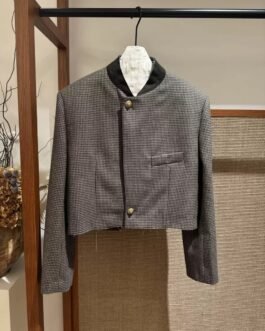 Chanel Veste courte pied-de-poule à col contrasté