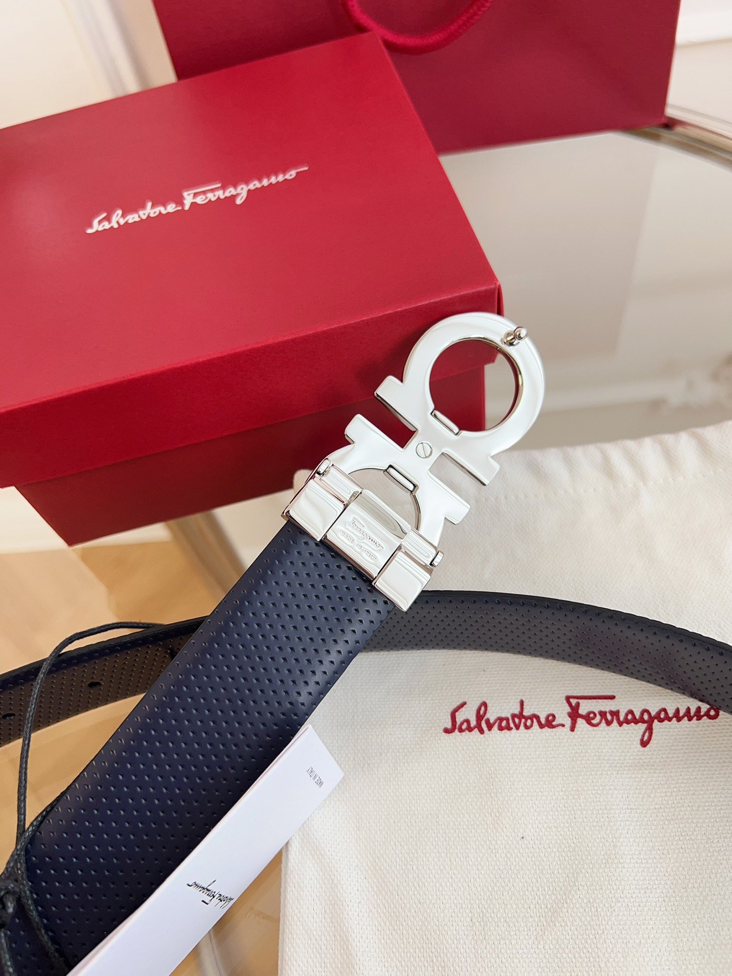 Ferragamo ceinture Gancini réversible à micro-motif