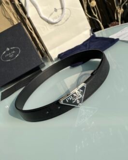 Prada ceinture à boucle Triangle
