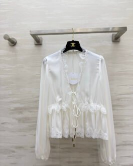 Chloé blouse à volants
