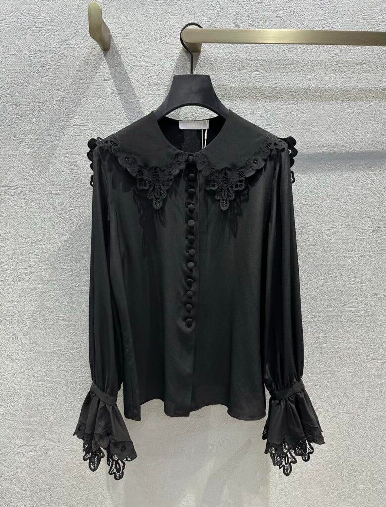 Chloé blouse noire fleurie