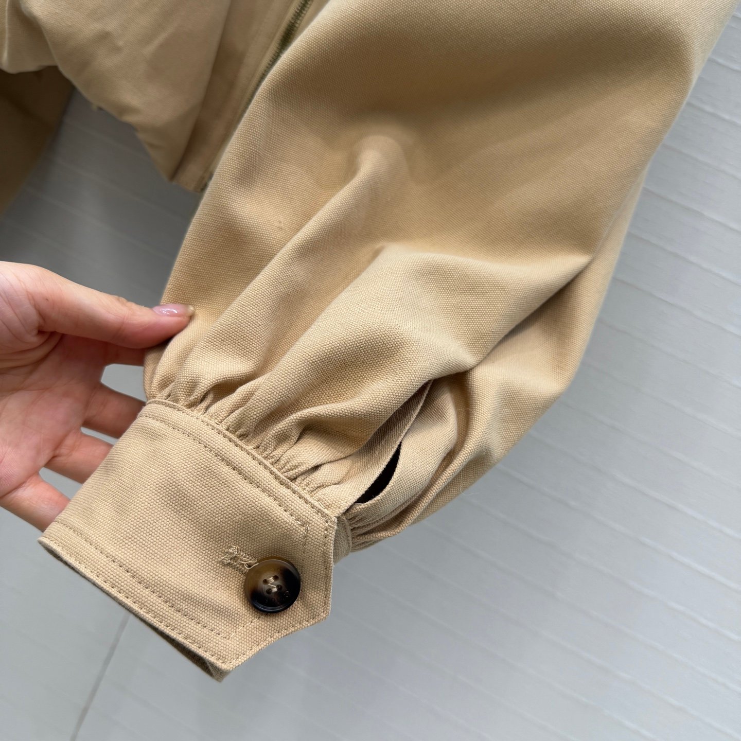 Chloé chemisier beige col montant