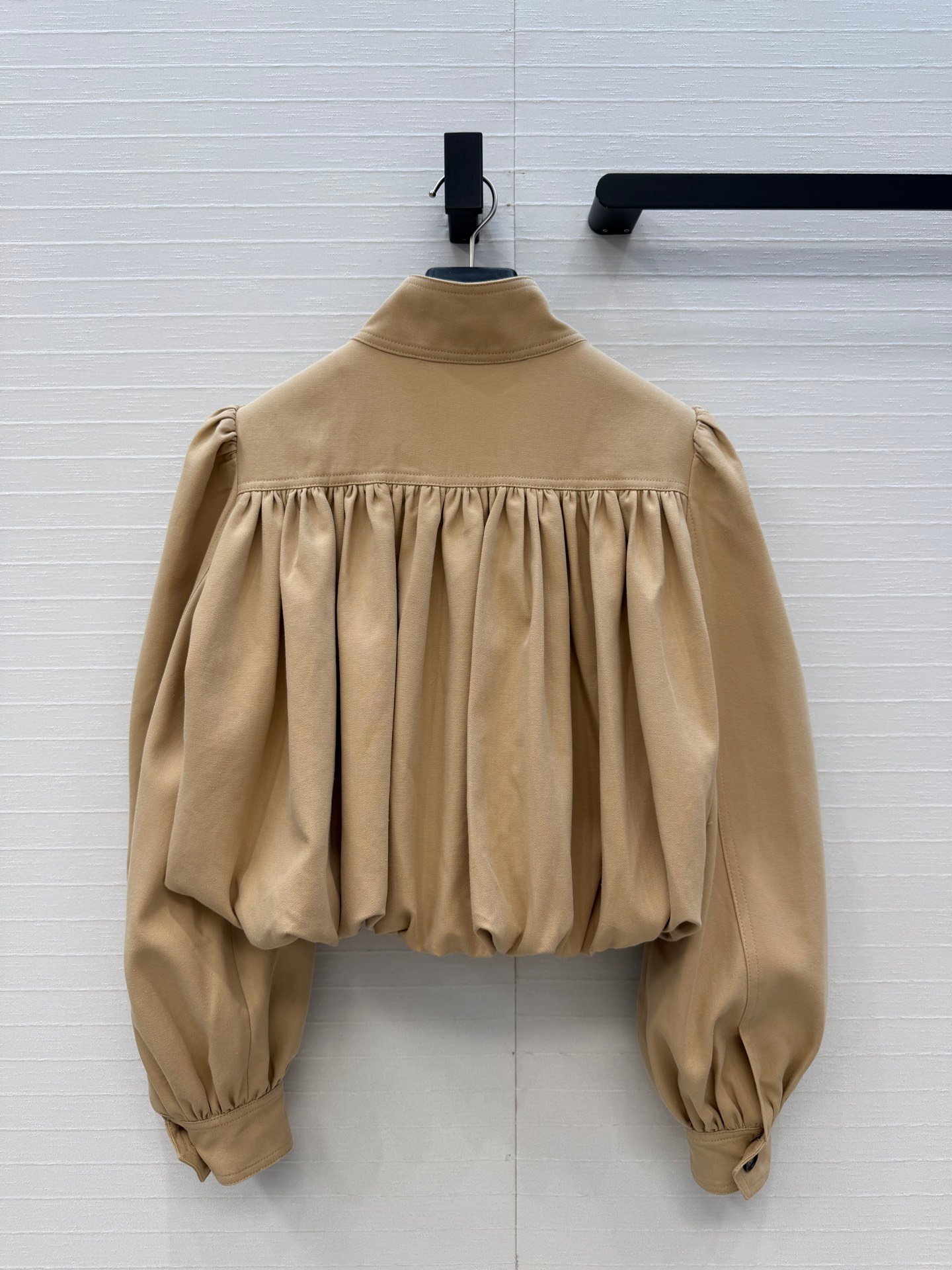 Chloé chemisier beige col montant