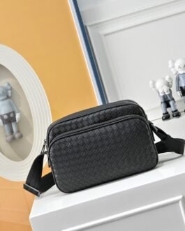 Bottega Veneta Sacoche Intrecciato double compartiment noire