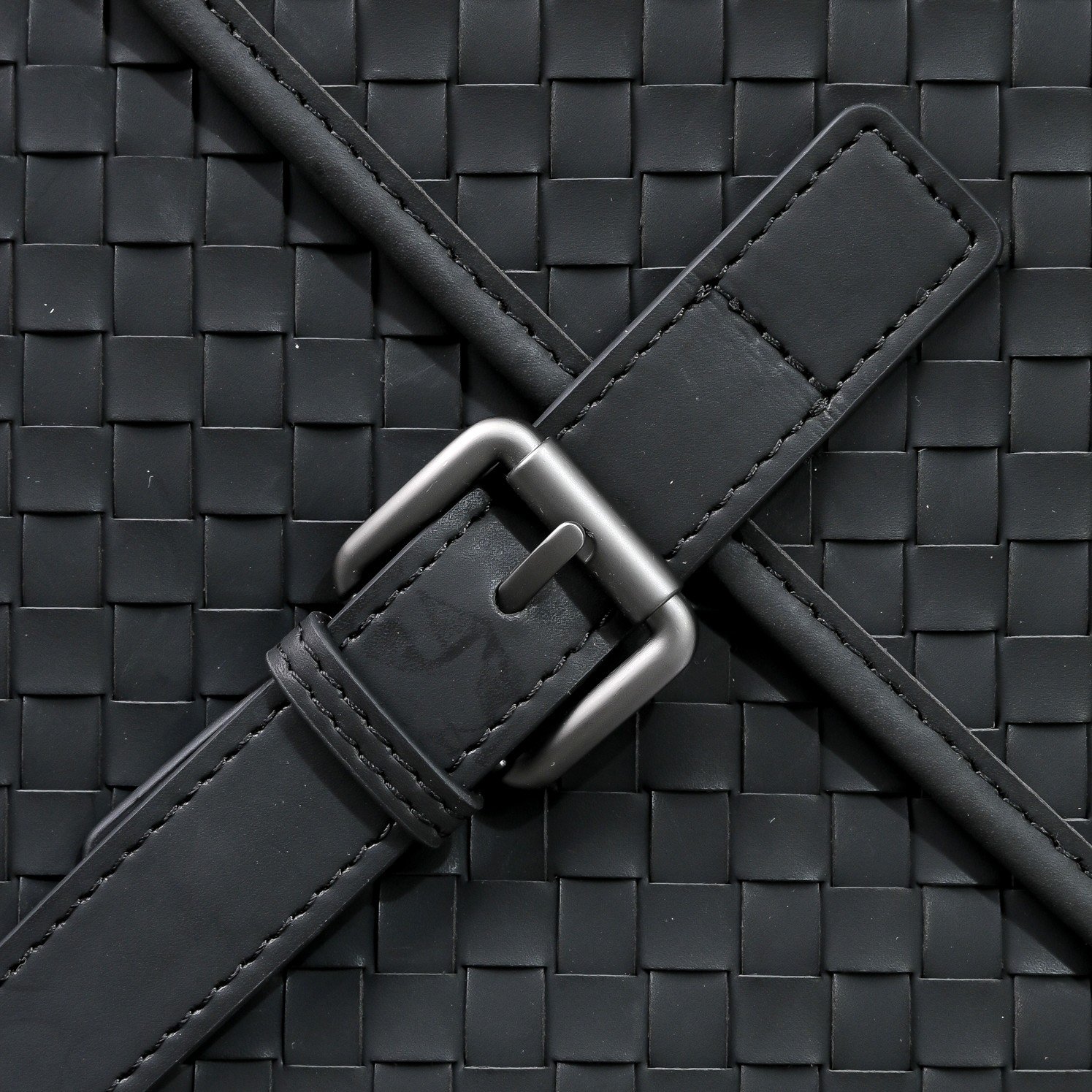 Bottega Veneta Sacoche Intrecciato à rabat et boucle noire