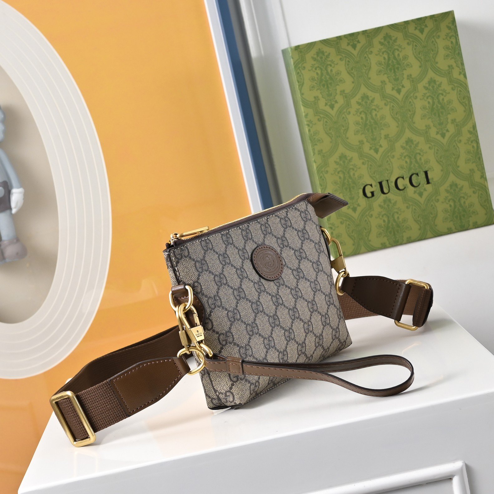 Gucci Sacoche GG beige à bandoulière marron