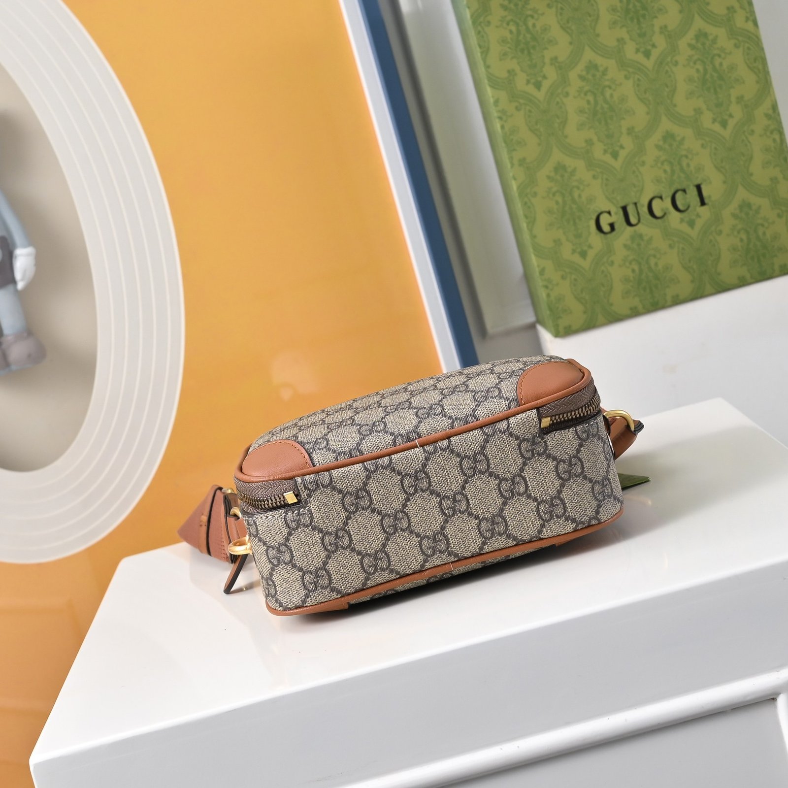 Gucci Sacoche GG beige à bandoulière rose