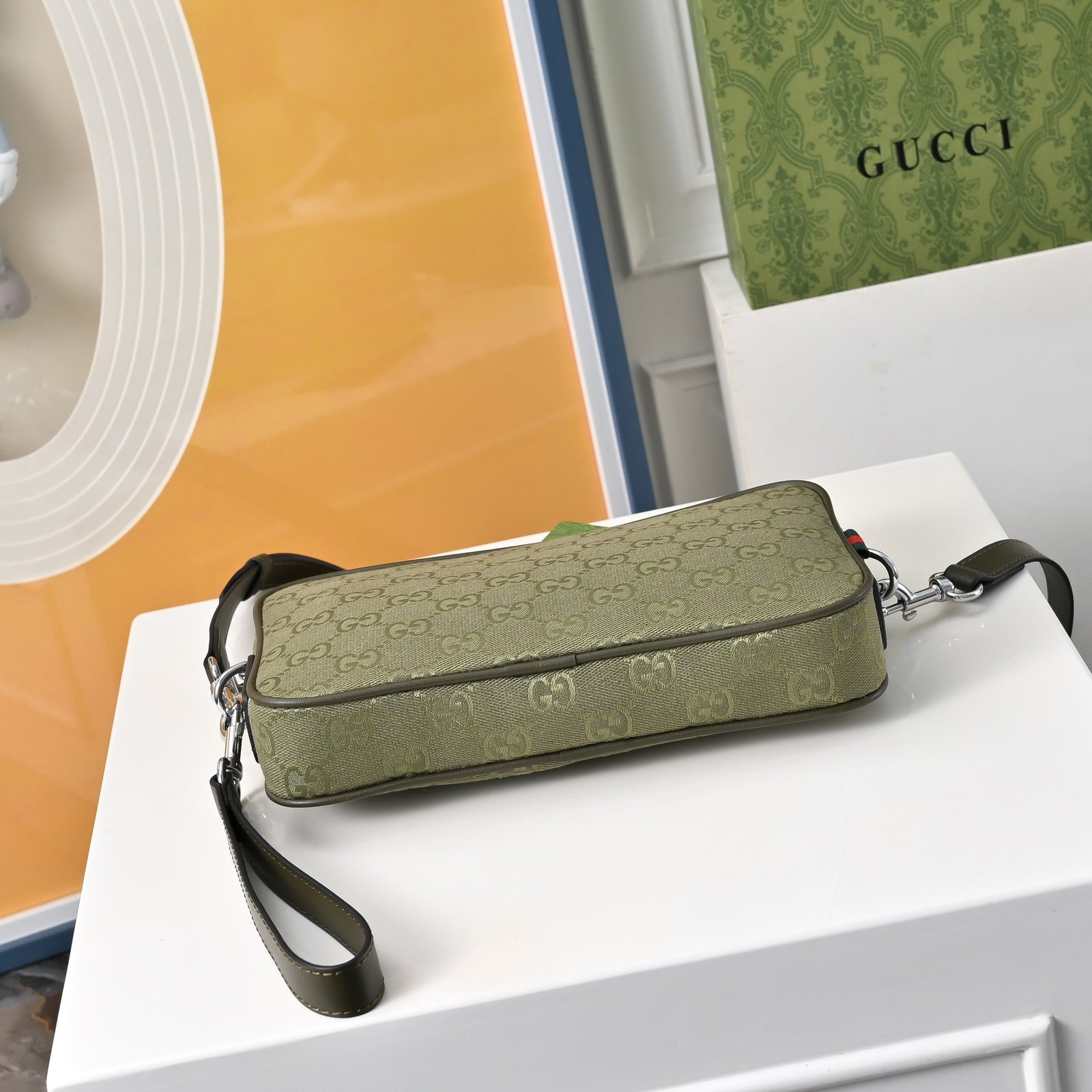 Gucci Sacoche GG vert olive