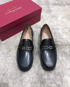 Ferragamo mocassins à mors