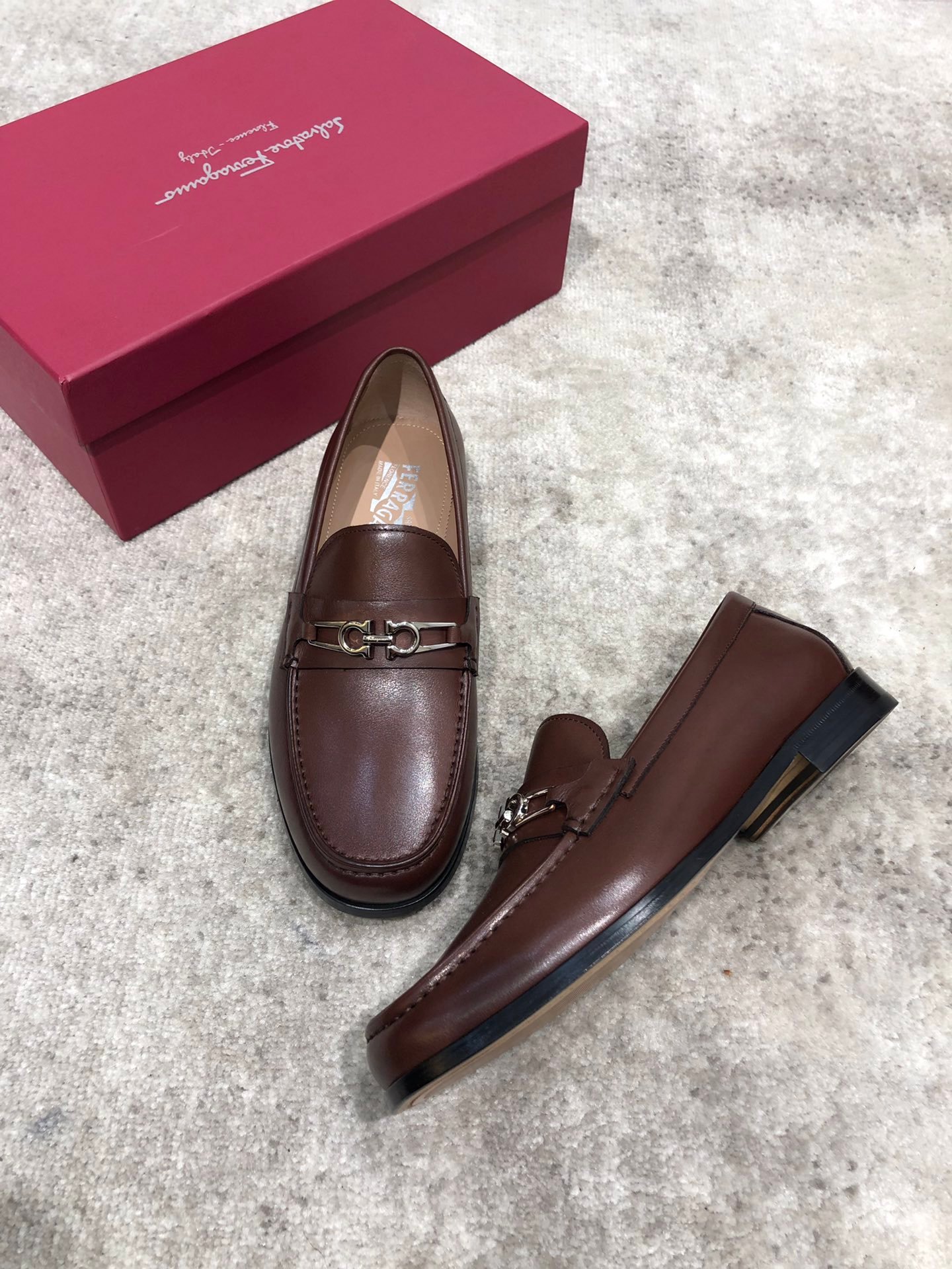 Ferragamo mocassins à mors