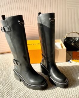 Louis Vuitton Bottes cavalières à brides LV