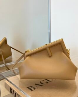 Fendi First petit sac beige