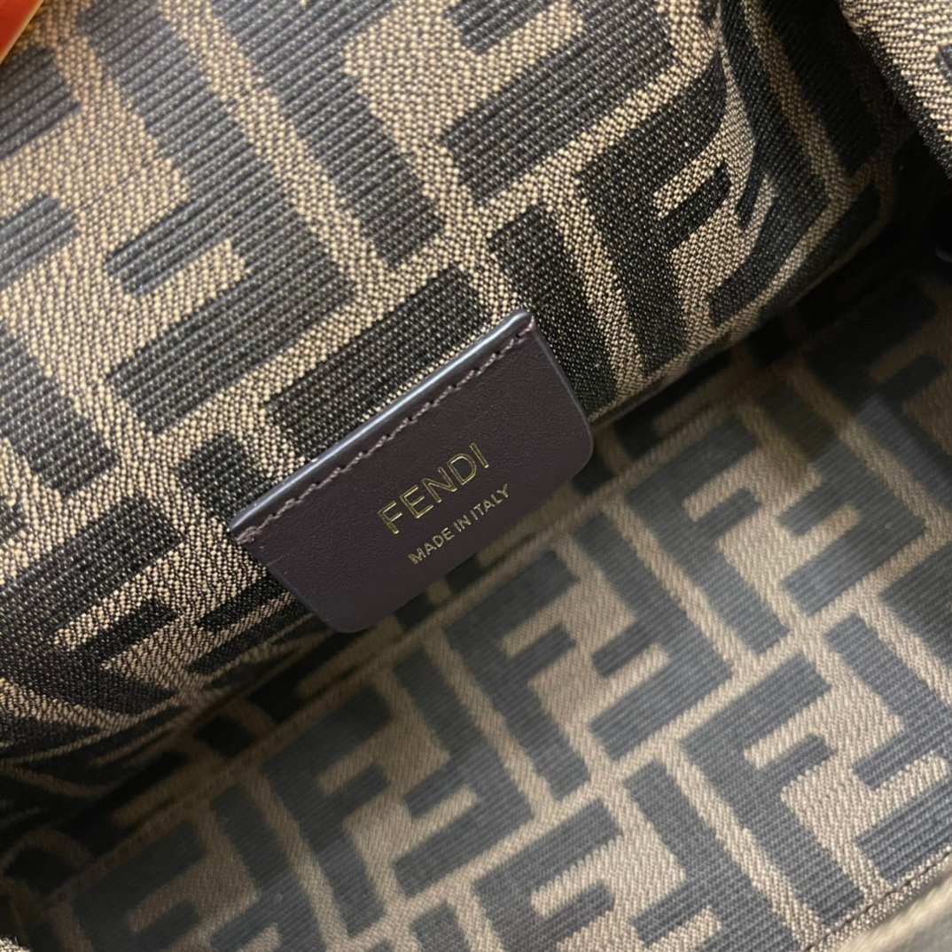 Fendi First petit sac ivoire