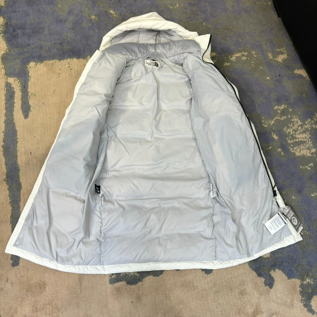 The North Face Parka longue blanche à capuche