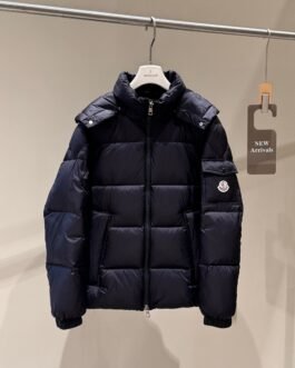 Moncler Doudoune bleu marine brillante à capuche
