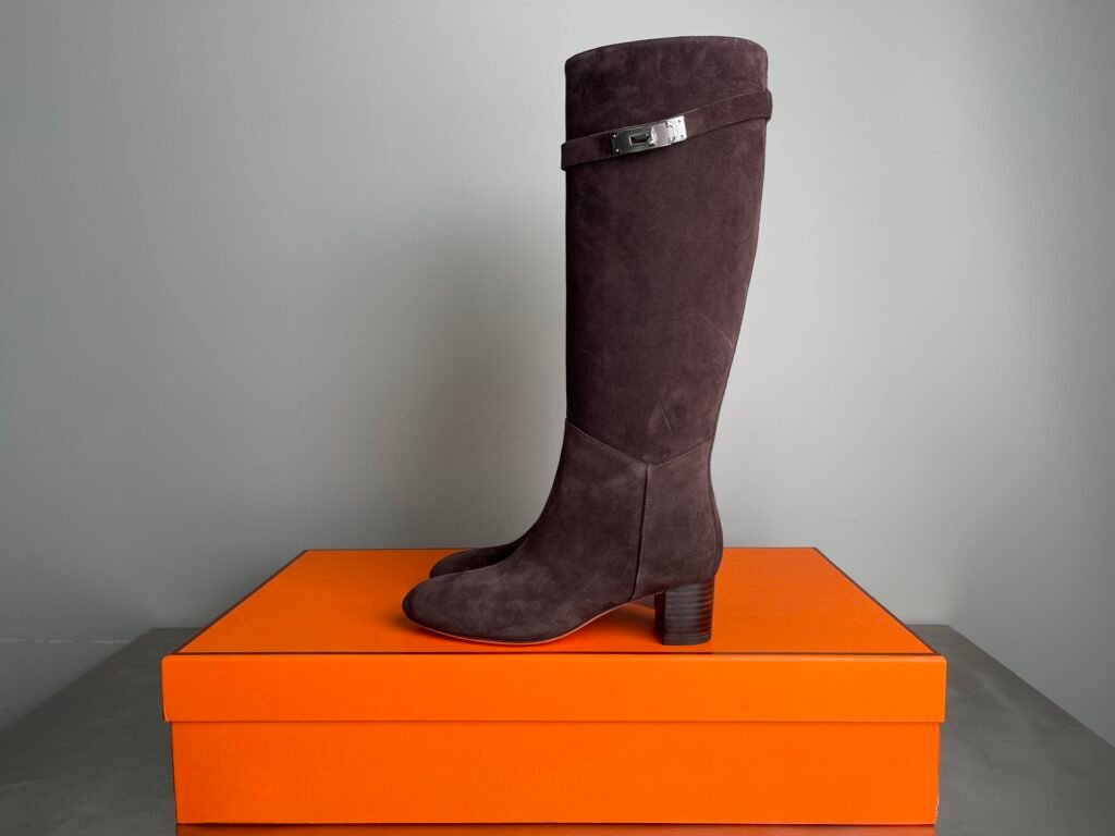 Hermès Story 50 bottes en veau velours marron