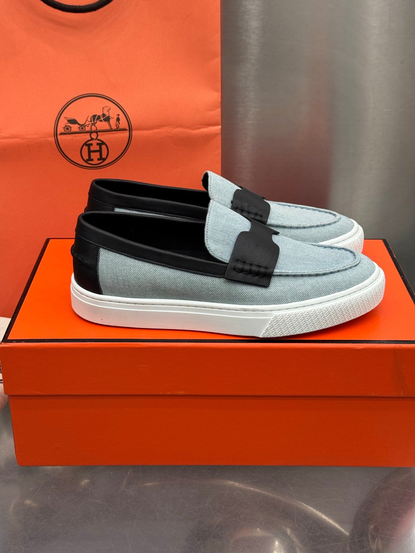 Hermès Job - vue 3