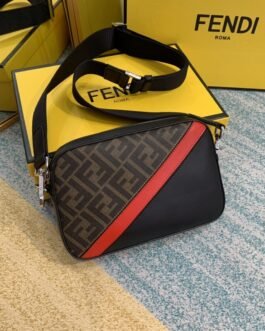 Fendi Camera Case Fendi Roma – Noir et Rouge