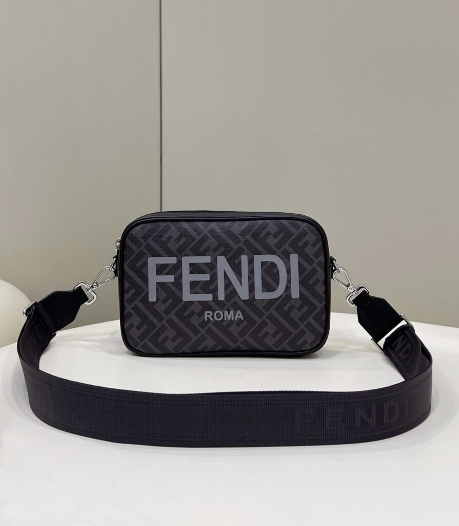 Fendi Roma Camera Bag – Noir et Gris