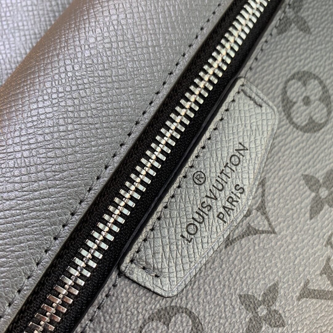 Louis Vuitton Sacoche Trio Monogram – Gris et Noir