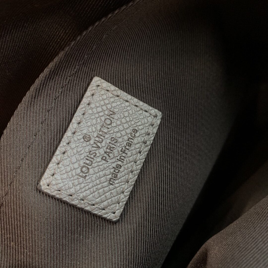Louis Vuitton Sacoche Trio Monogram – Gris et Noir