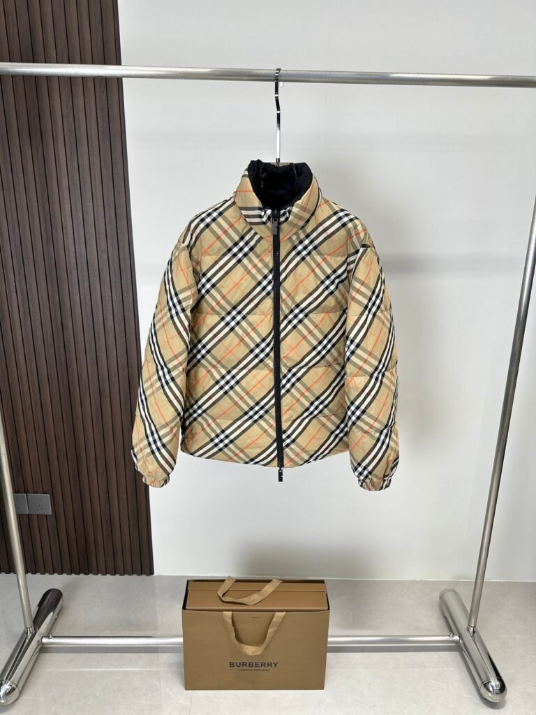 Burberry Reversible Check Puffer Jacket – Doudoune