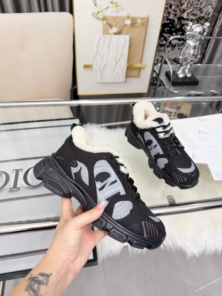 Dior B44 Blade noir et gris graphique