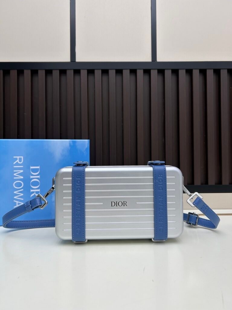 Dior Dior x RIMOWA Personal Clutch 20 × 11 × 6 cm – Argent et Bleu
