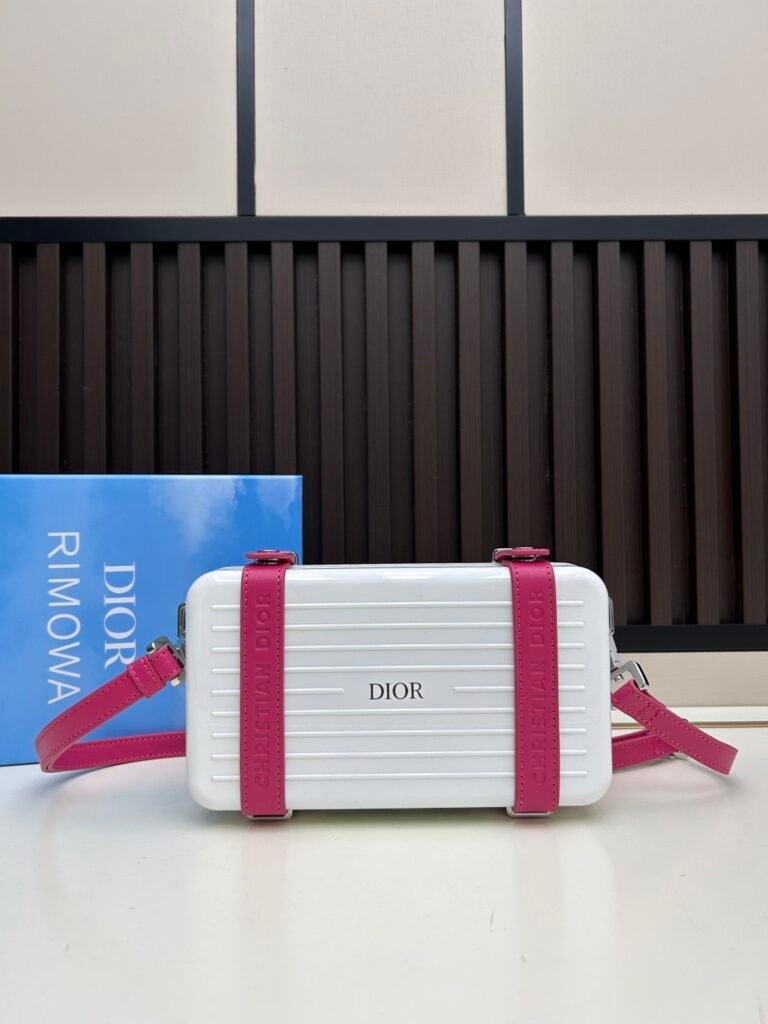 Dior Dior x RIMOWA Personal Clutch 20 × 11 × 6 cm – Argent et Rose