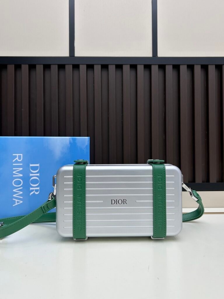 Dior Dior x RIMOWA Personal Clutch 20 × 11 × 6 cm – Argent et Vert