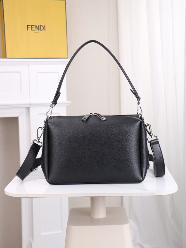 Fendi By The Way Soft Medium 29 × 17 × 13 cm – Noir