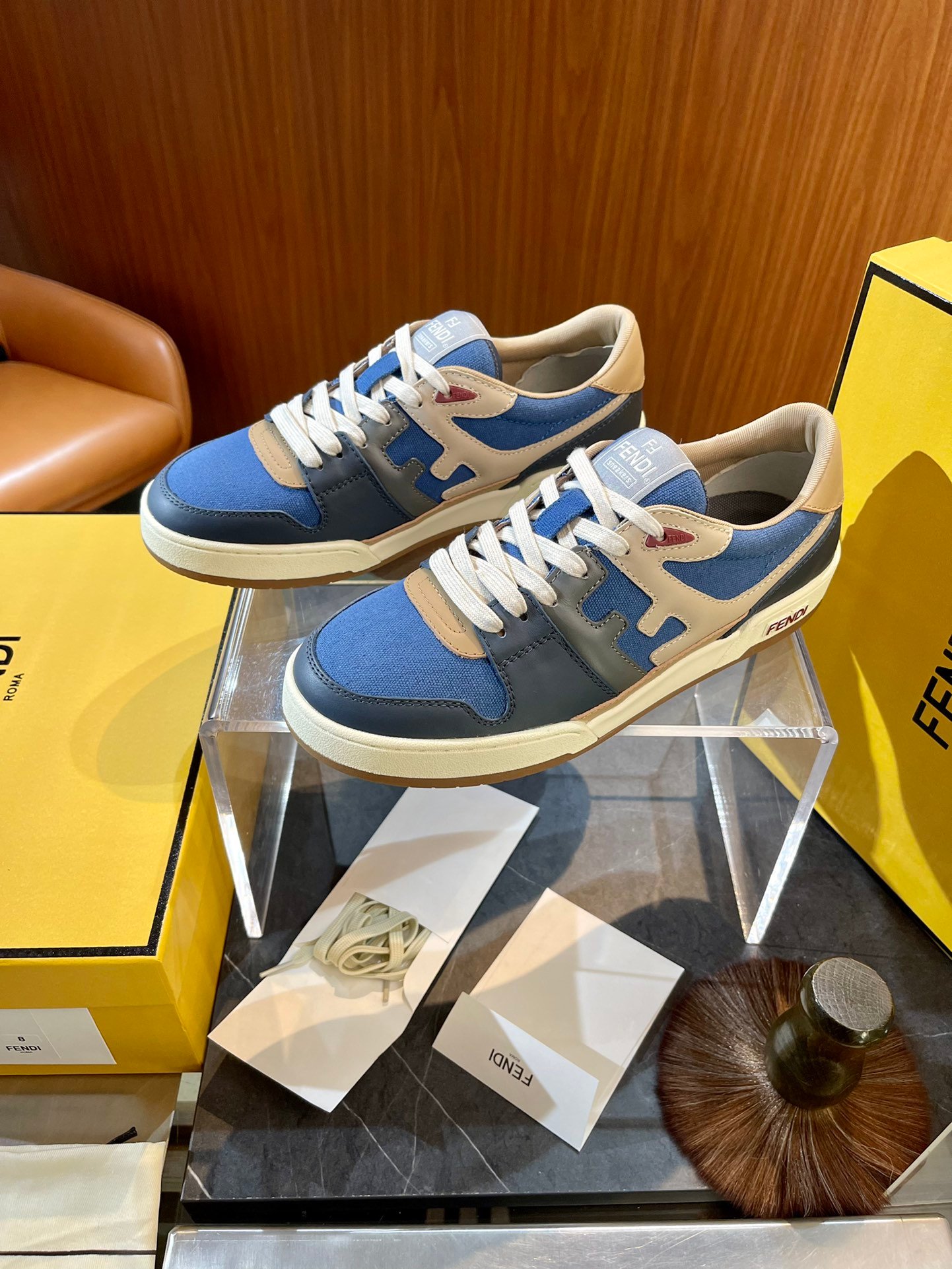 Fendi Match bleu et gris