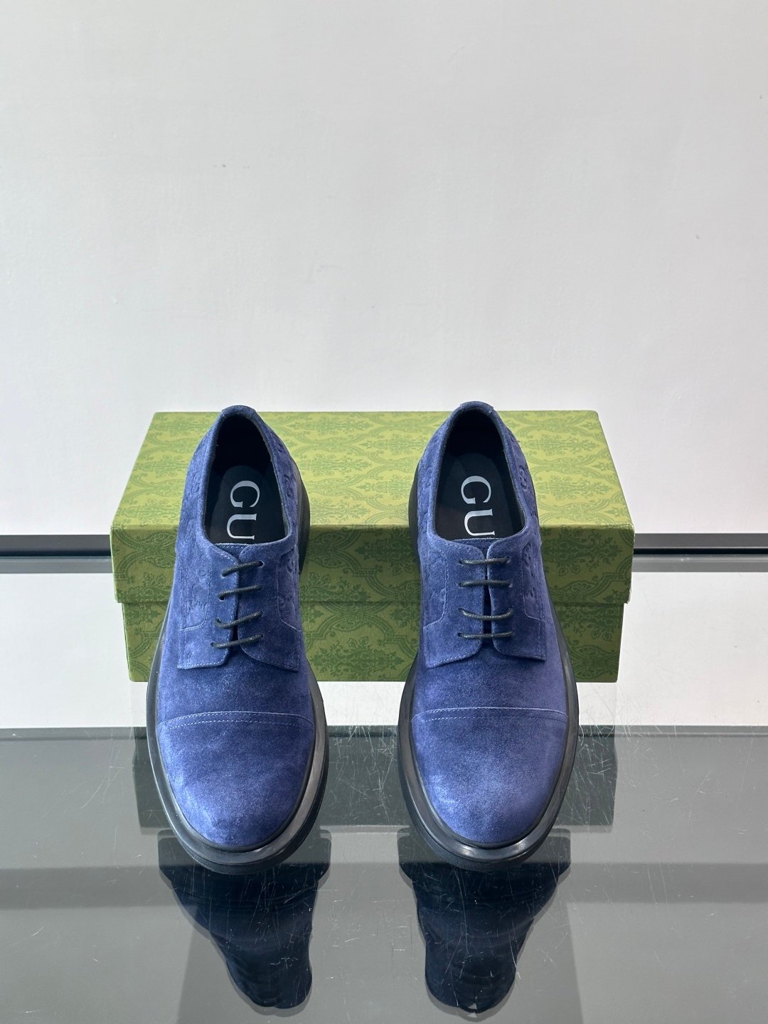 Gucci Derby en daim bleu – Image 6