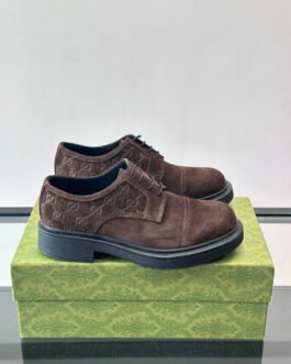Gucci Derby GG marron