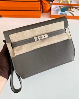 Hermès Kelly Messenger PM 27 × 19 × 10 cm – Étoupe
