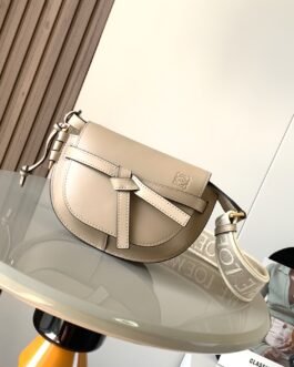Loewe Mini Gate Dual 21 × 12,5 × 9,5 cm – Beige Sable